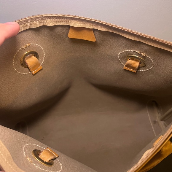 Authentic Vintage GUCCI Micro GG Extra Large Tote Shoulder Handbag - Picture 9 of 10